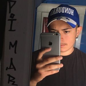 Meet your Posher, Edgardo